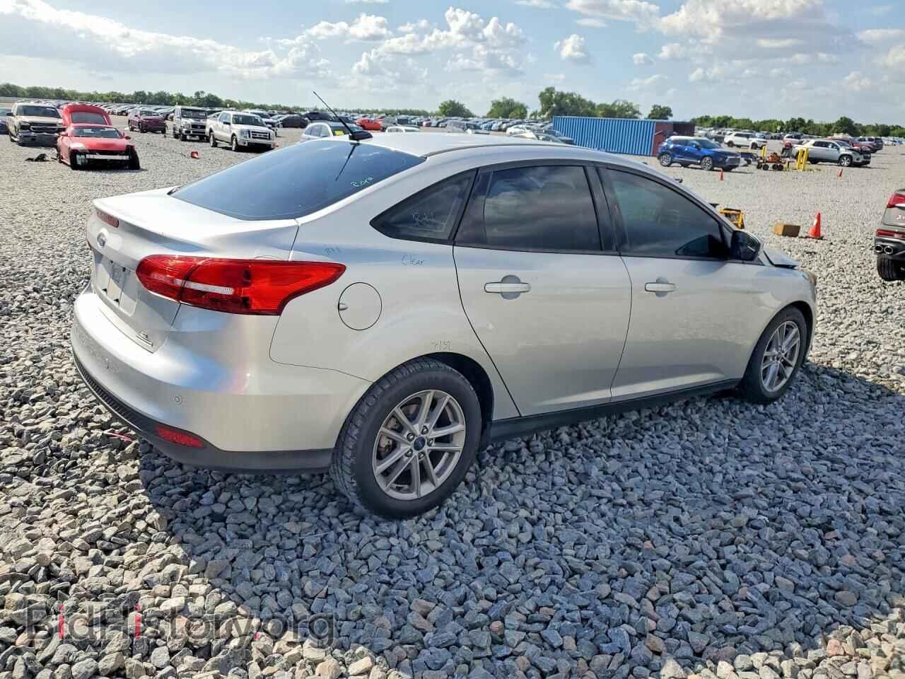 2016 FORD FOCUS - VIN: 1FADP3F25GL241932 - Фото 3