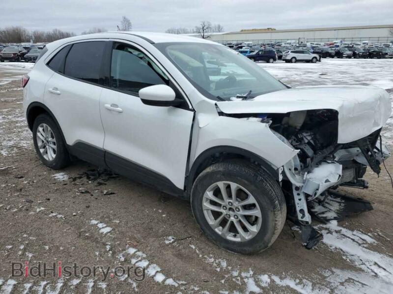 2020 Ford ESCAPE (VIN 1FMCU9G62LUA29847) — фото 4 из 15