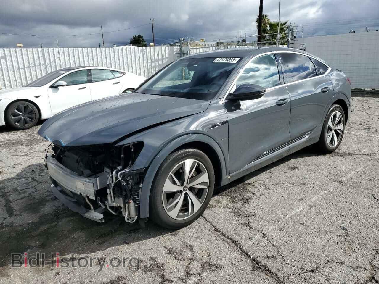 Фотография WA1DAAGE2RB012345 - AUDI Q8 E-TRON 2024