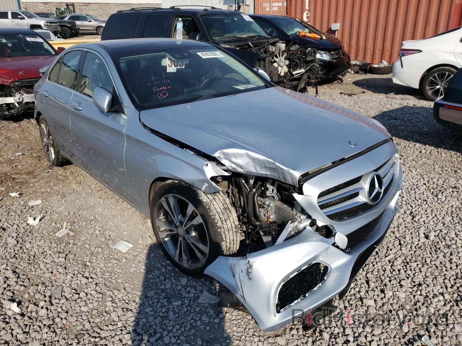 Photo WDDWF4JB3GR152320 - MERCEDES-BENZ C CLASS 2016