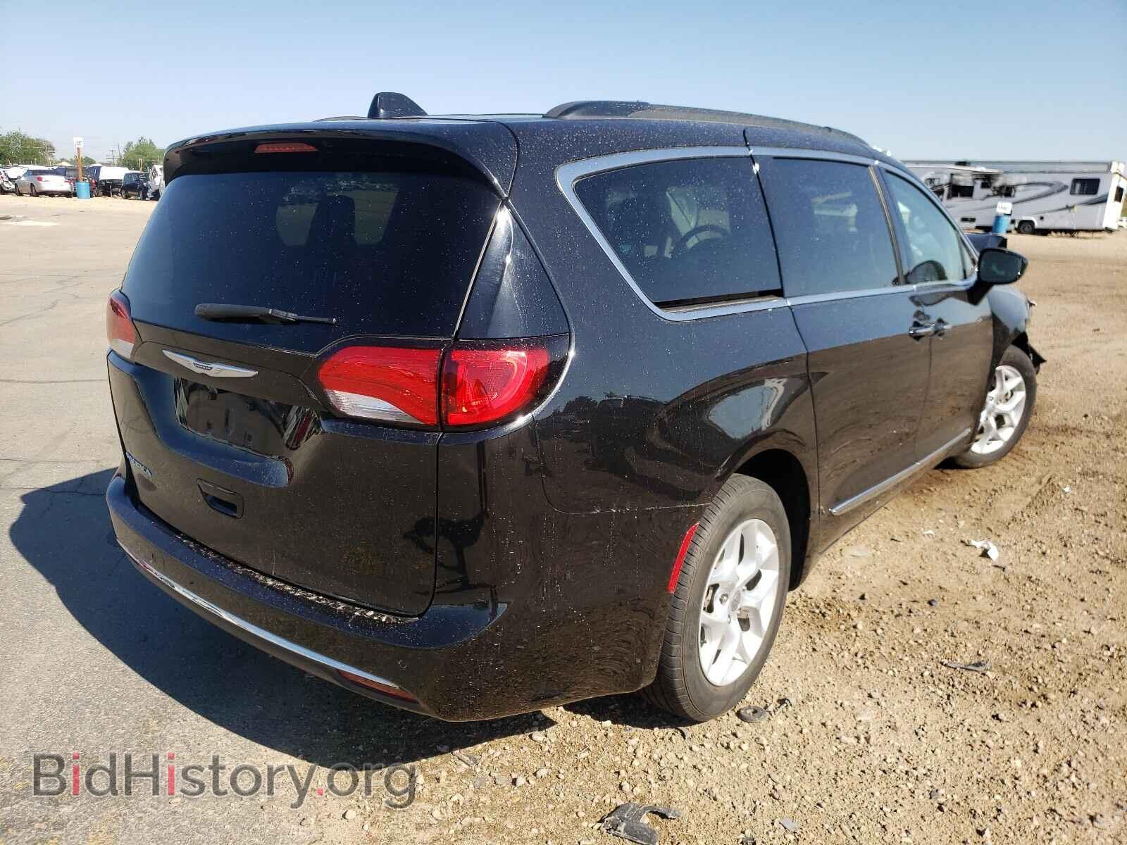 2017 CHRYSLER PACIFICA - VIN: 2C4RC1BG0HR669966 - Photo 4