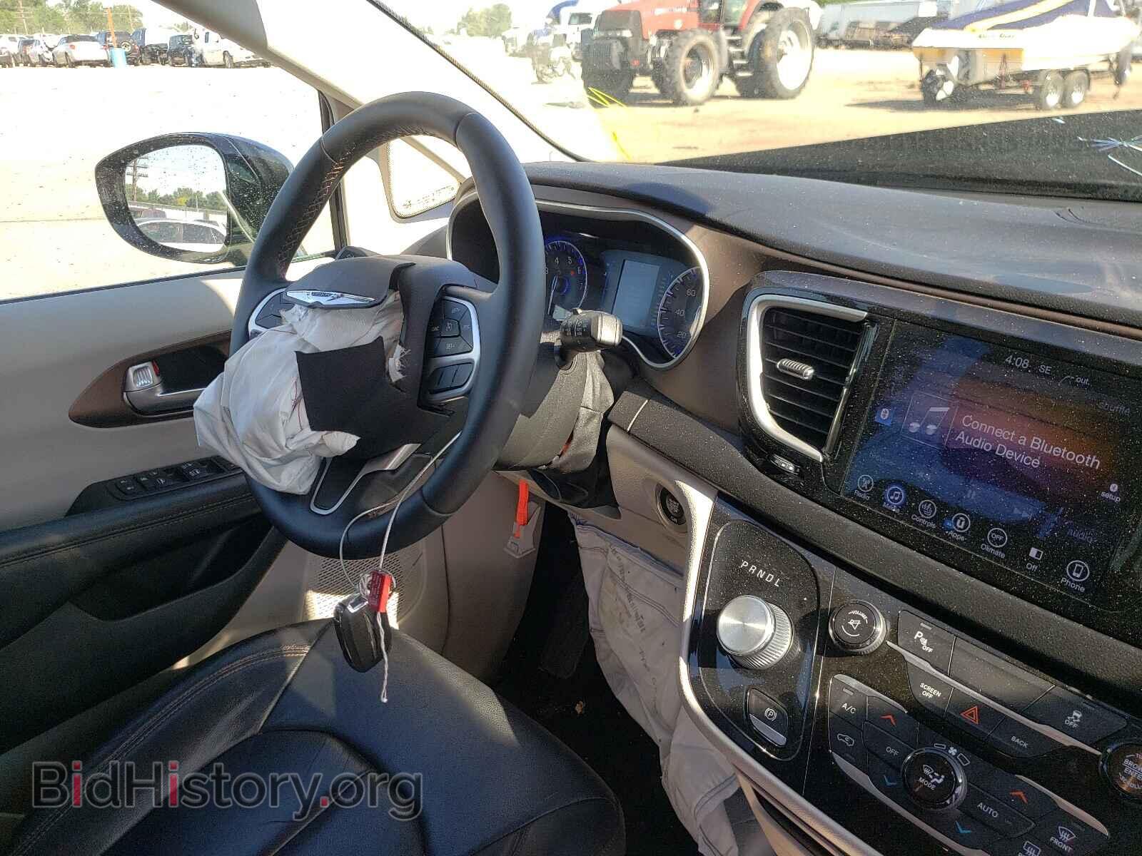 2017 CHRYSLER PACIFICA - VIN: 2C4RC1BG0HR669966 - Photo 9