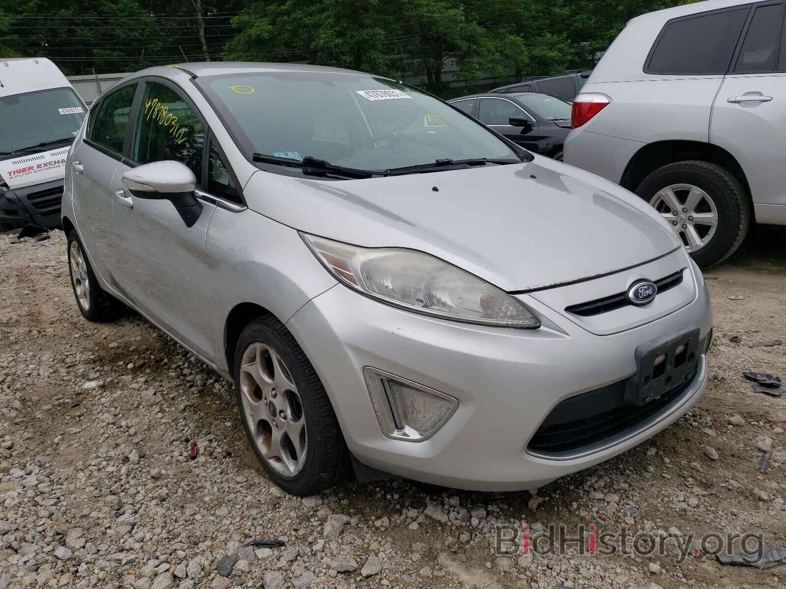 Photo 3FADP4FJ2BM110946 - FORD FIESTA 2011