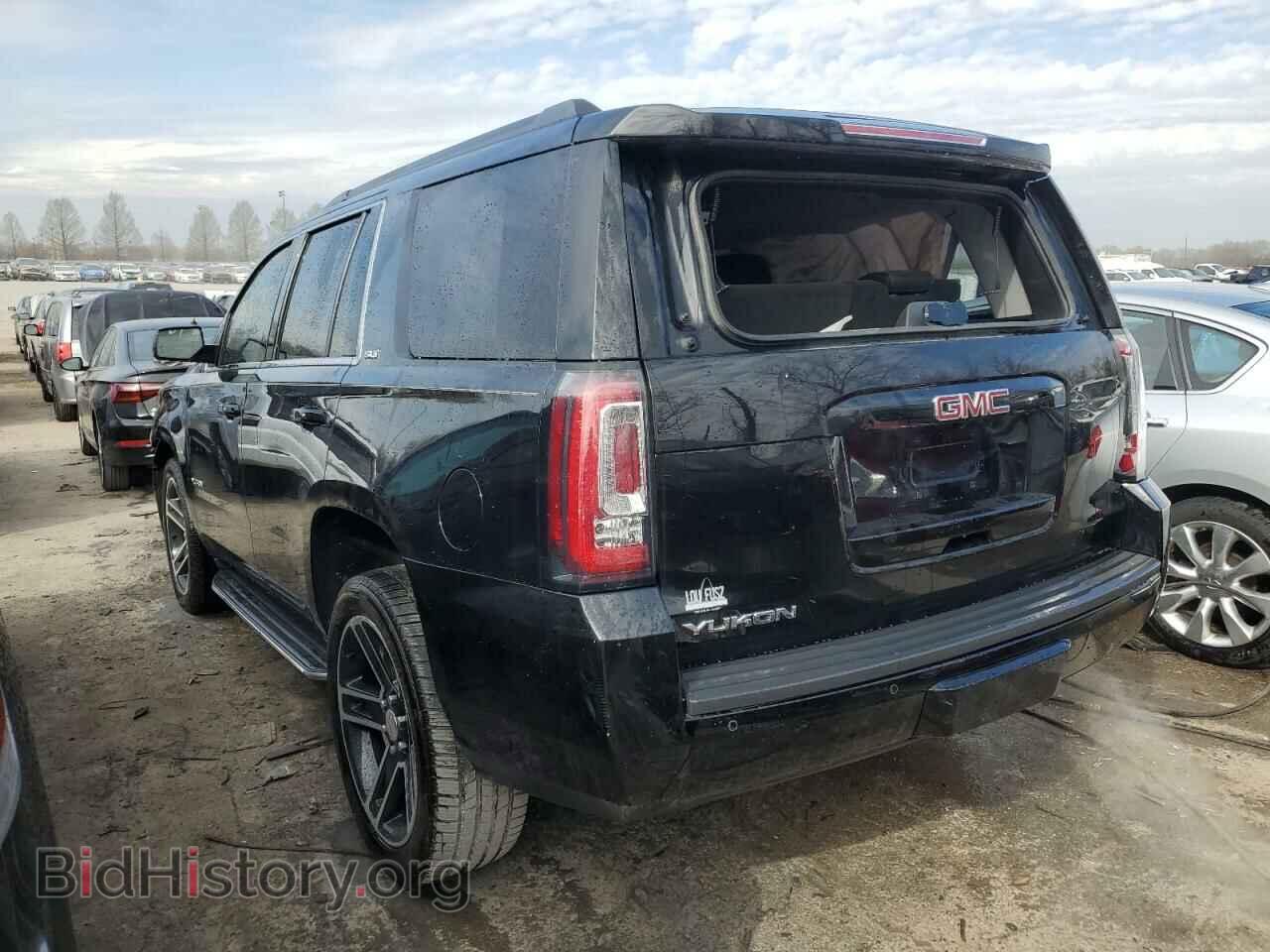 2016 GMC YUKON - VIN: 1GKS2BKC8GR363694 - Photo 2
