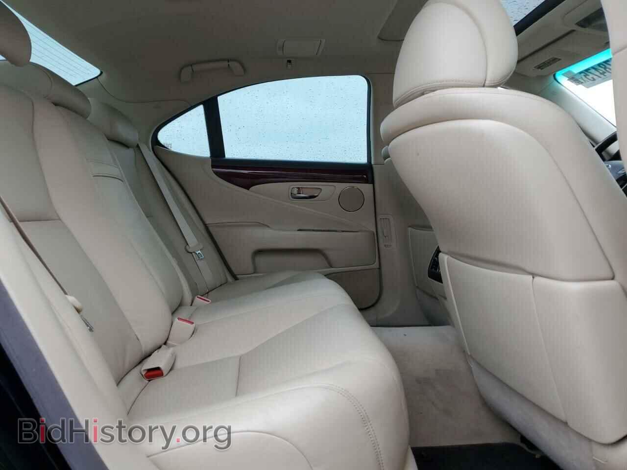 2011 LEXUS LS460 - VIN: JTHBL5EF3B5103427 - Photo 10