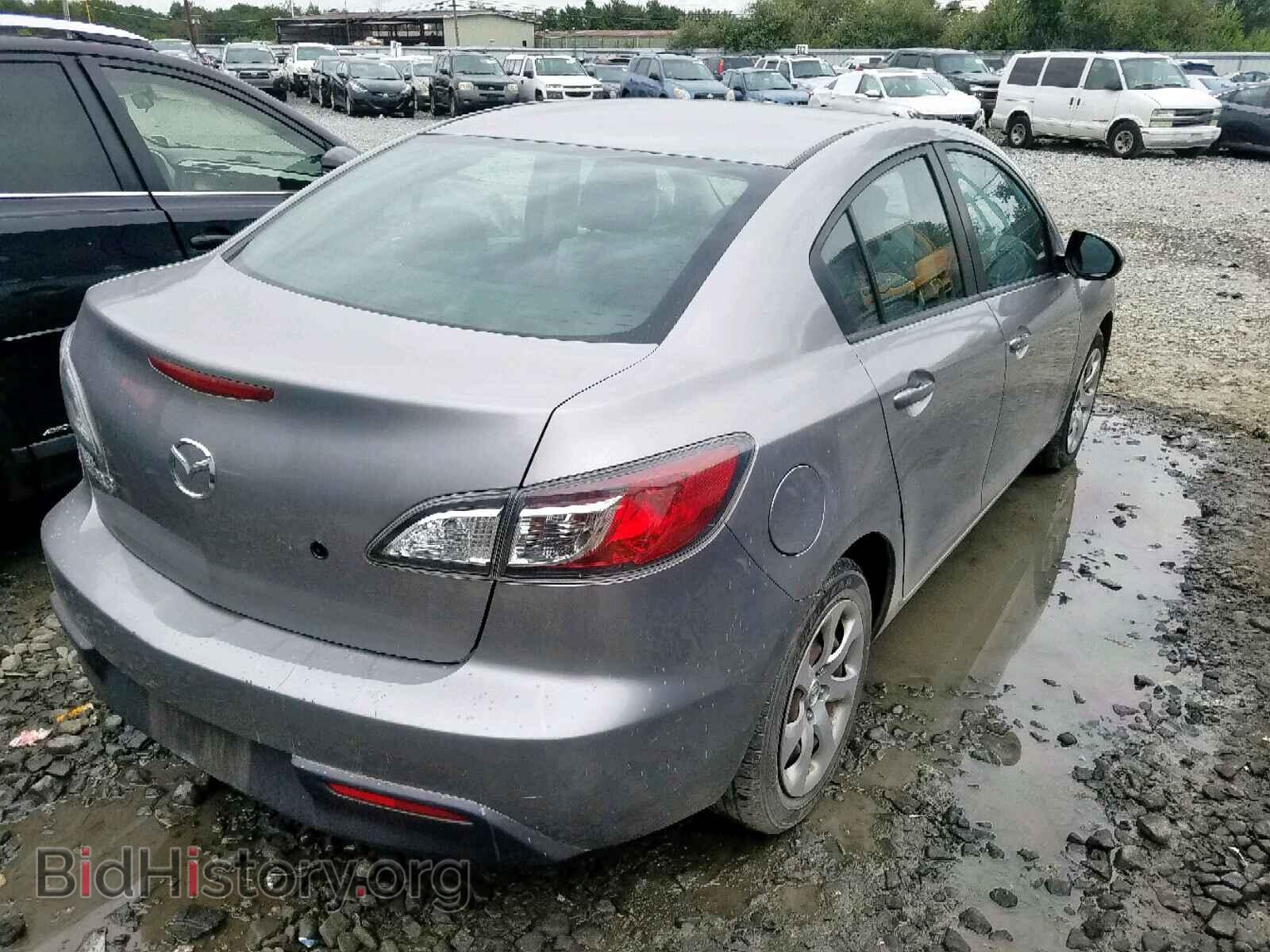 2011 MAZDA 3 - VIN: JM1BL1UG2B1358520 - Фото 4