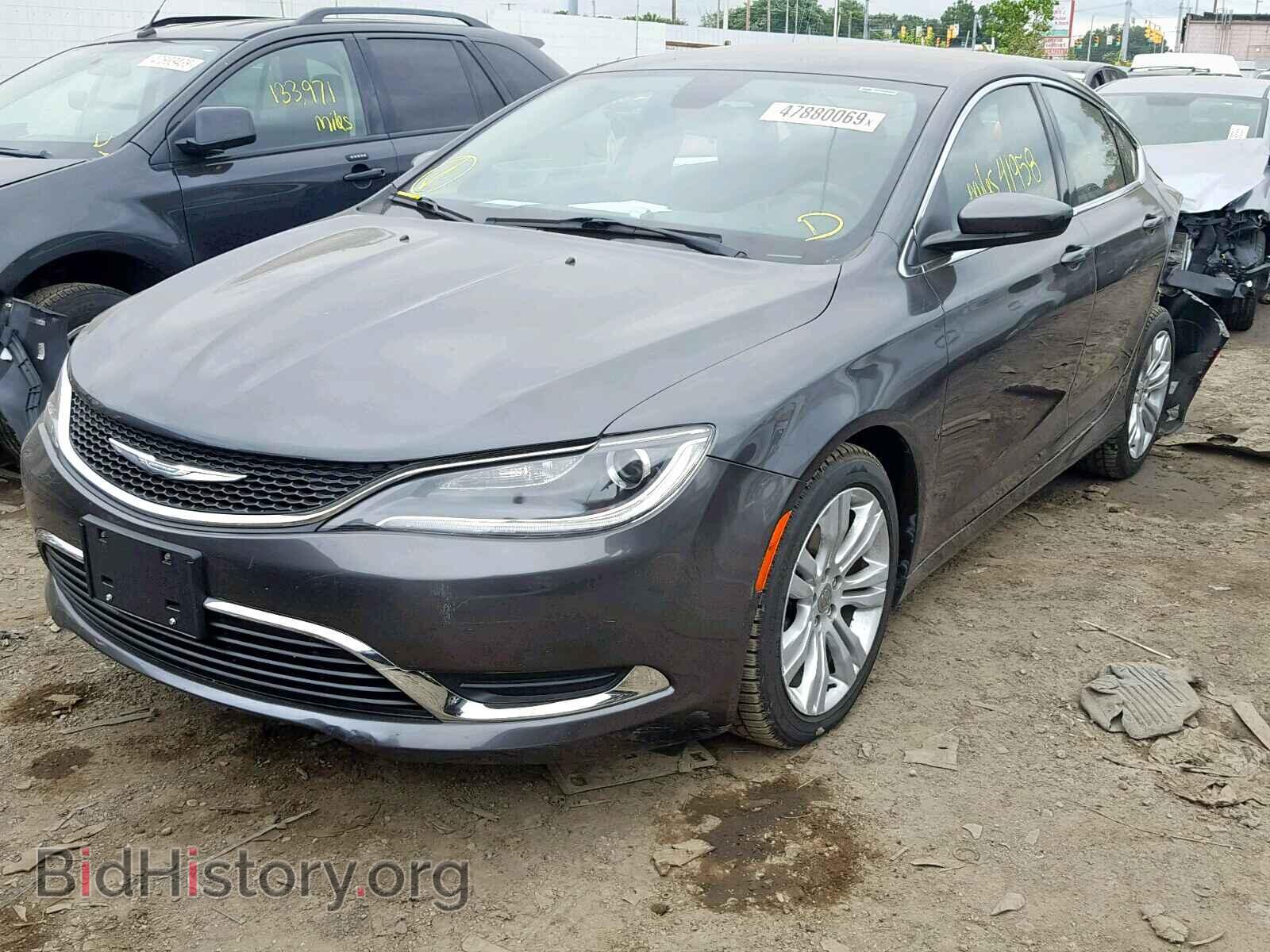 2015 CHRYSLER 200 - VIN: 1C3CCCAB7FN754034 - Фото 2
