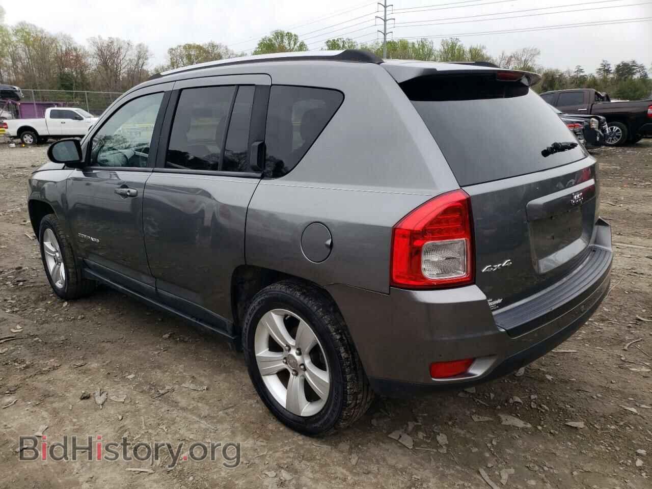 2011 JEEP COMPASS - VIN: 1J4NF1FB1BD240408 - Photo 2