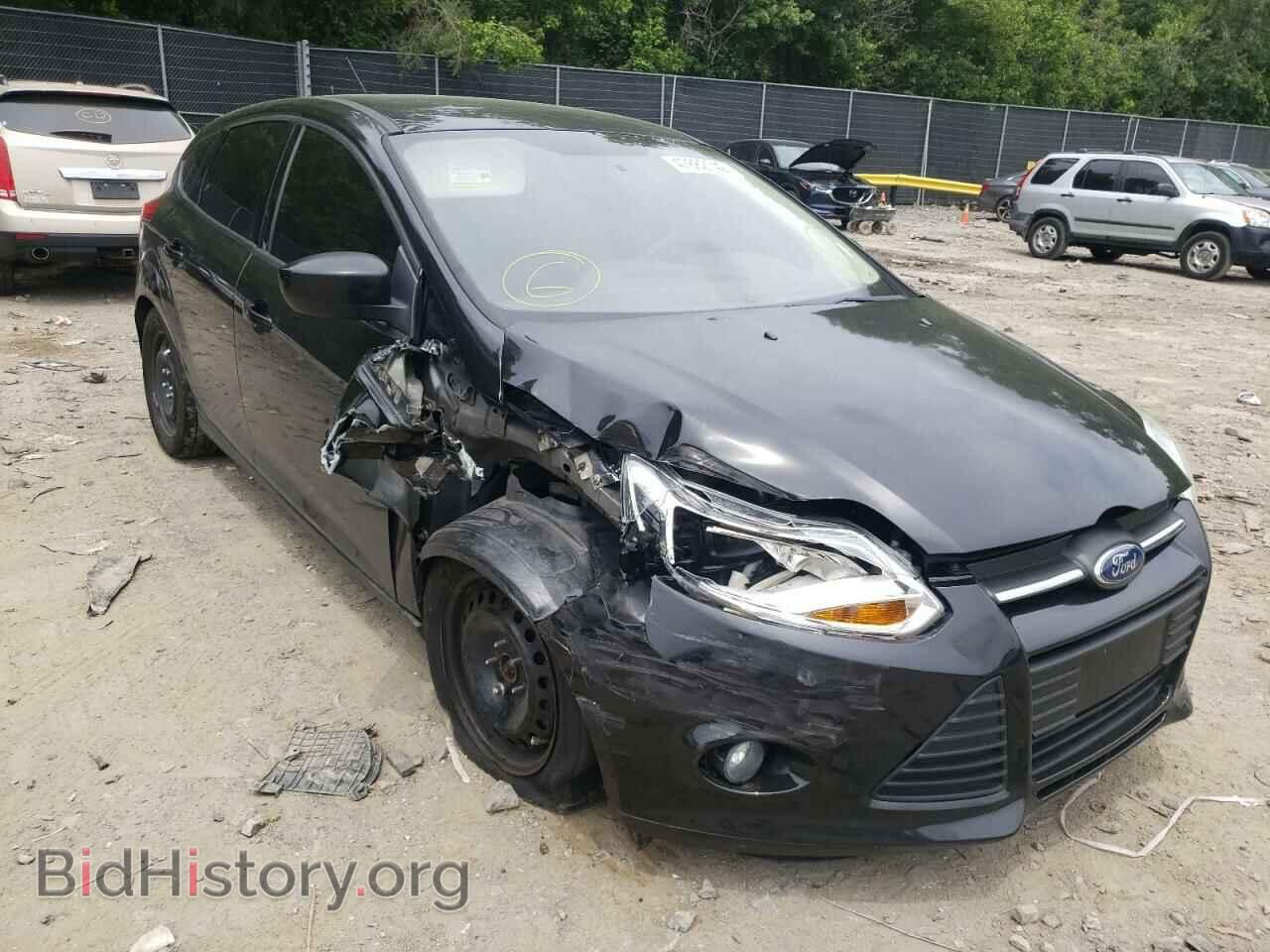 Photo 1FAHP3K24CL110976 - FORD FOCUS 2012