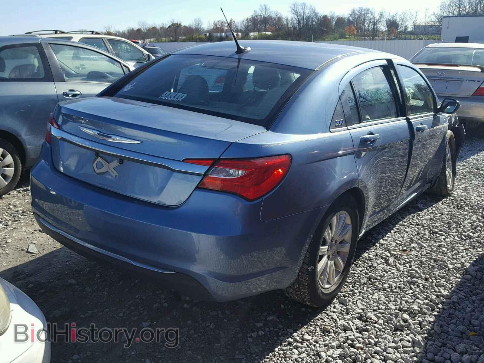 2011 CHRYSLER 200 - VIN: 1C3BC1FB1BN536061 - Фото 4