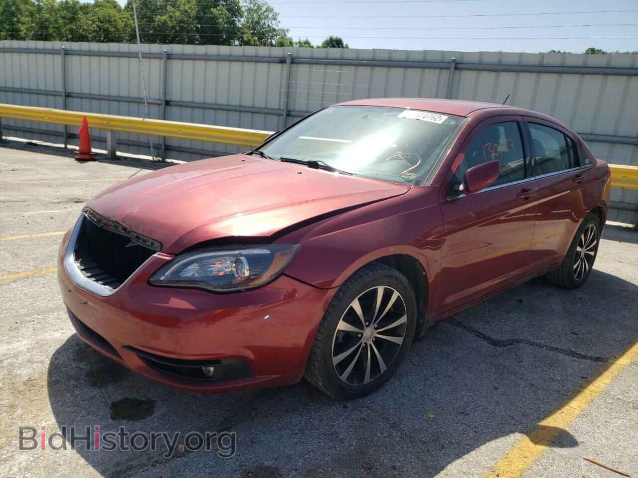 2011 CHRYSLER 200 - VIN: 1C3BC8FG1BN567752 - Фото 2