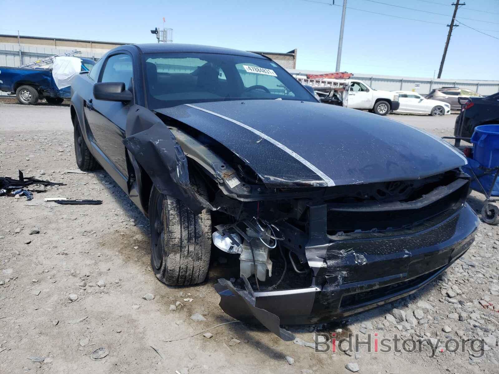 Photo 1ZVFT80N575302275 - FORD MUSTANG 2007