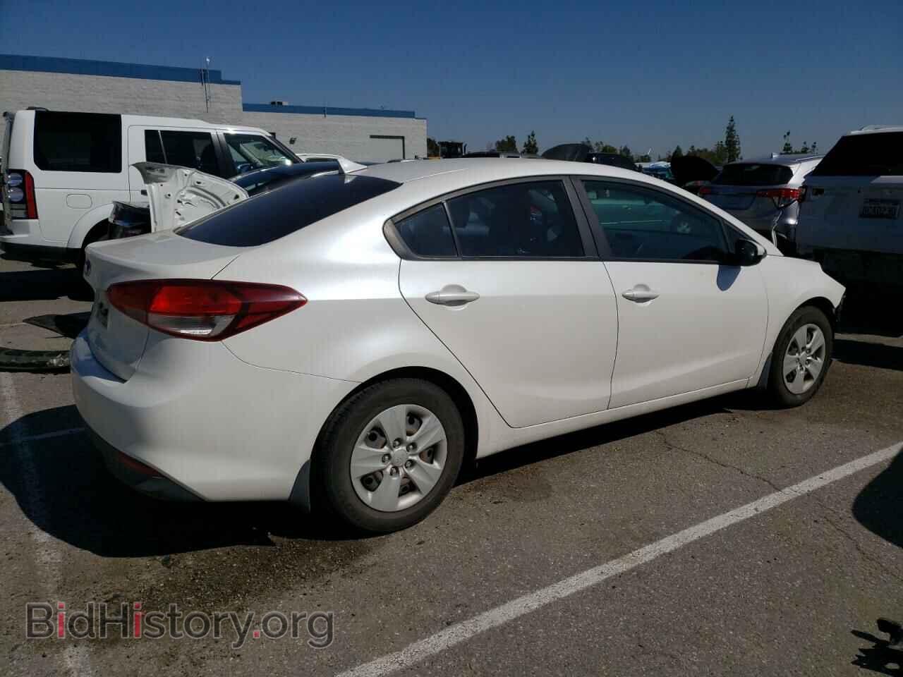 2017 KIA FORTE - VIN: 3KPFL4A70HE035211 - Фото 3