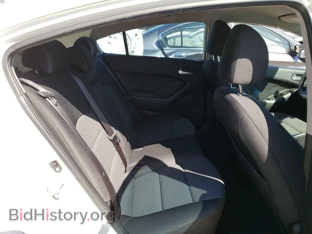 2017 KIA FORTE - VIN: 3KPFL4A70HE035211 - Фото 10