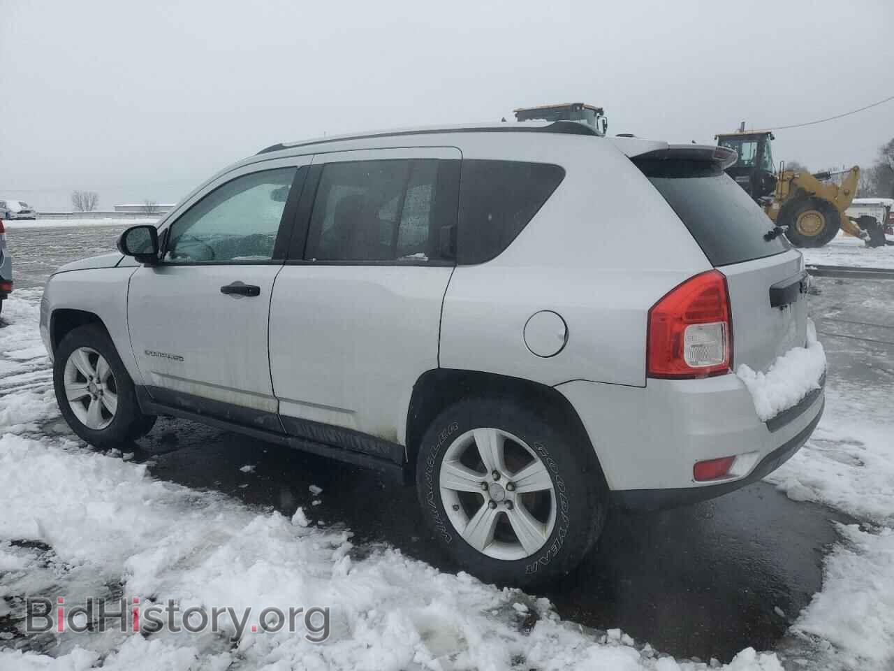 2011 JEEP COMPASS - VIN: 1J4NT1FB4BD236443 - Фото 2