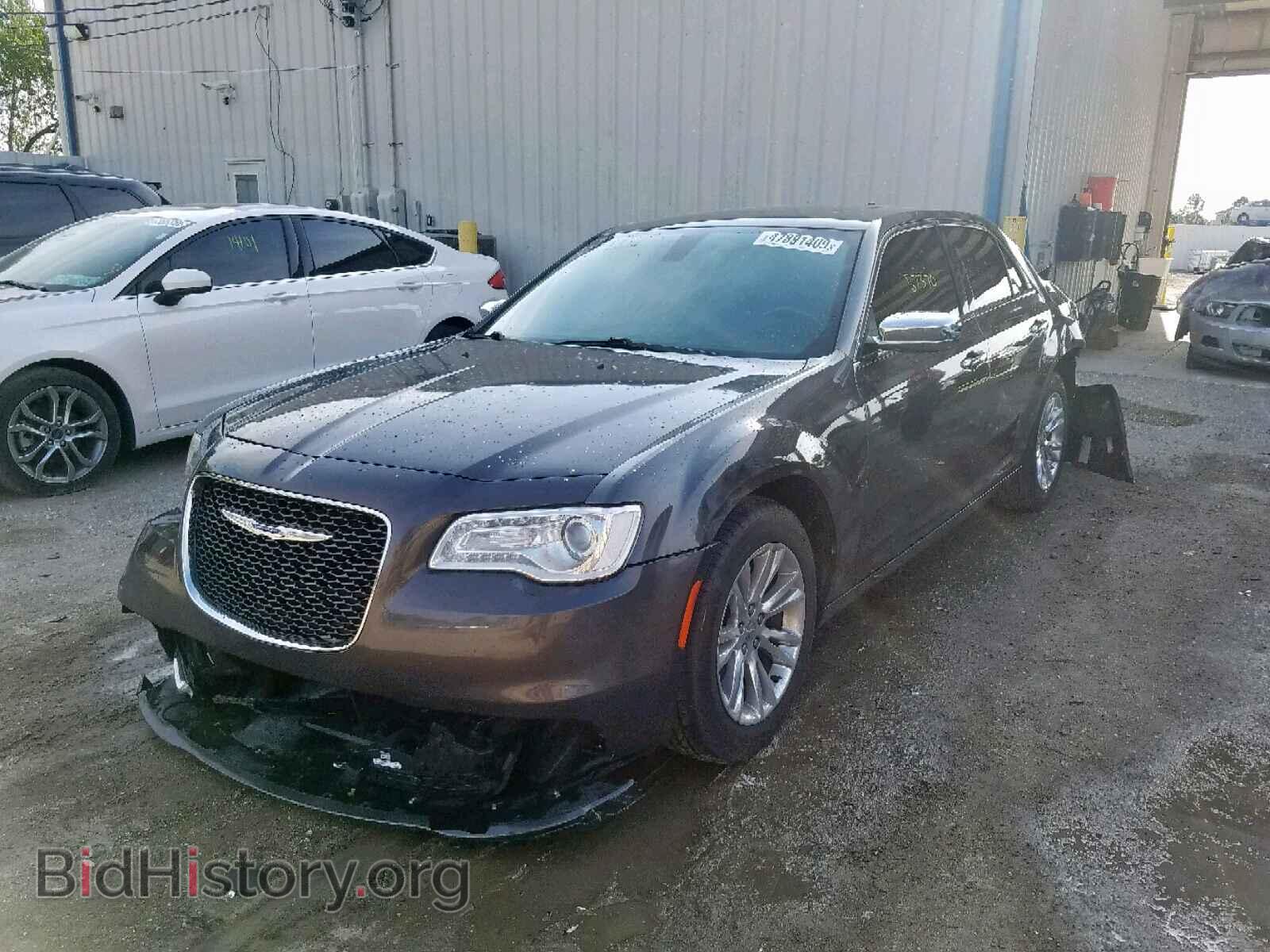 2016 CHRYSLER 300 - VIN: 2C3CCAEG2GH334136 - Photo 2