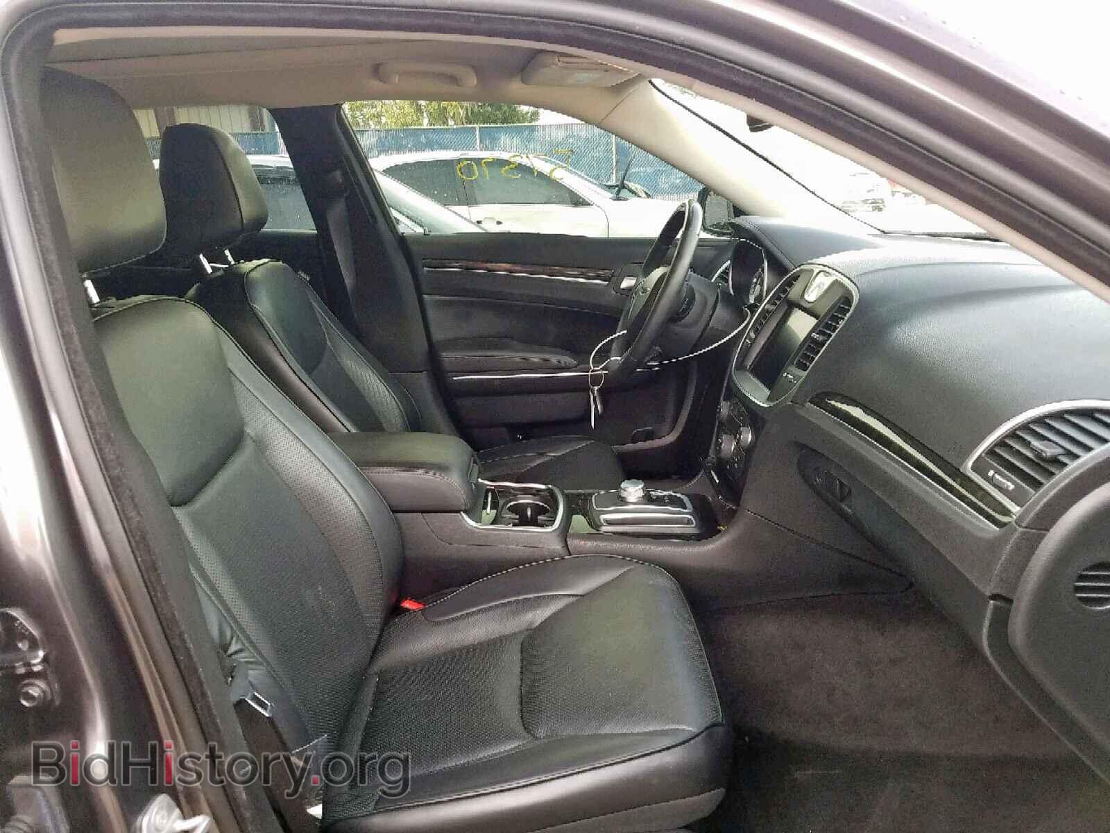 2016 CHRYSLER 300 - VIN: 2C3CCAEG2GH334136 - Photo 5