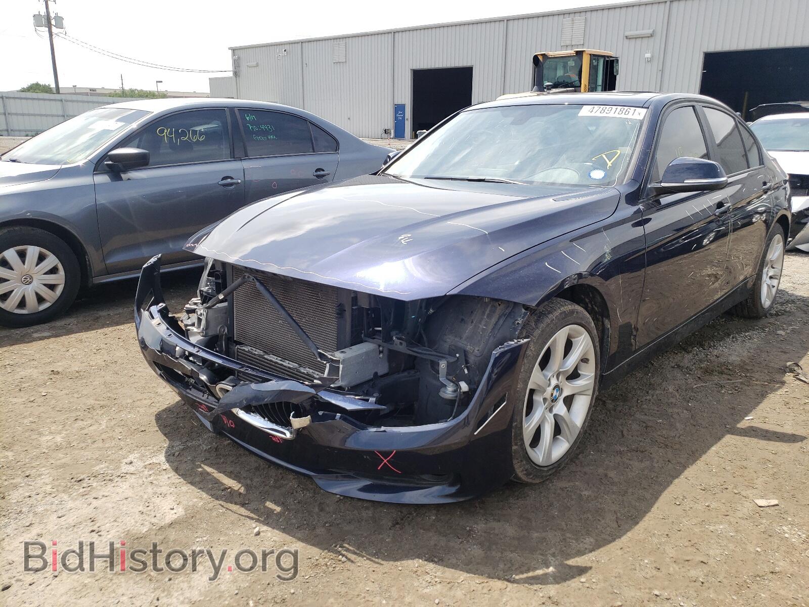 2013 BMW 3 SERIES - VIN: WBA3A5G51DNP25556 - Фото 2