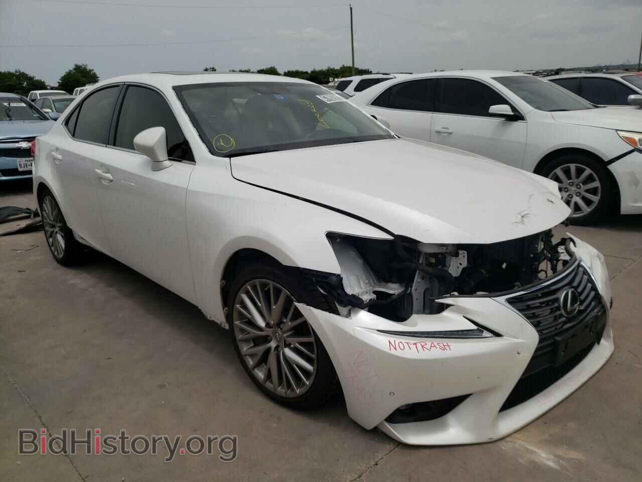 Photo JTHBA1D2XG5026723 - LEXUS IS 2016