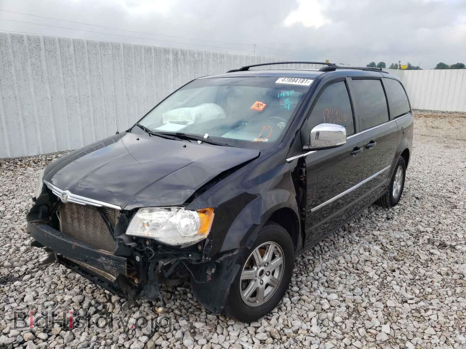 2010 CHRYSLER MINIVAN - VIN: 2A4RR8DX3AR361498 - Фото 2