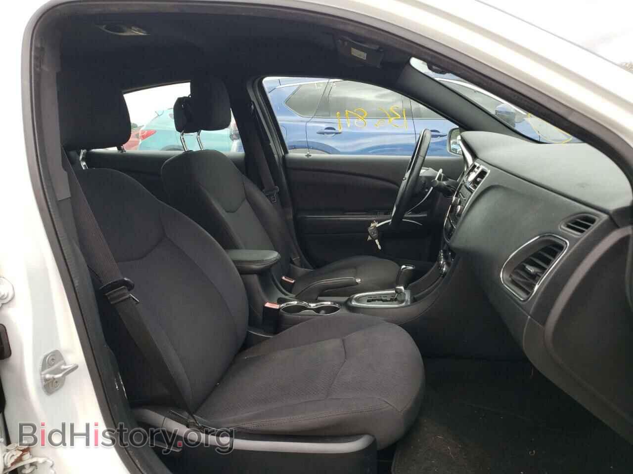 2013 CHRYSLER 200 - VIN: 1C3CCBBG3DN556374 - Фото 5