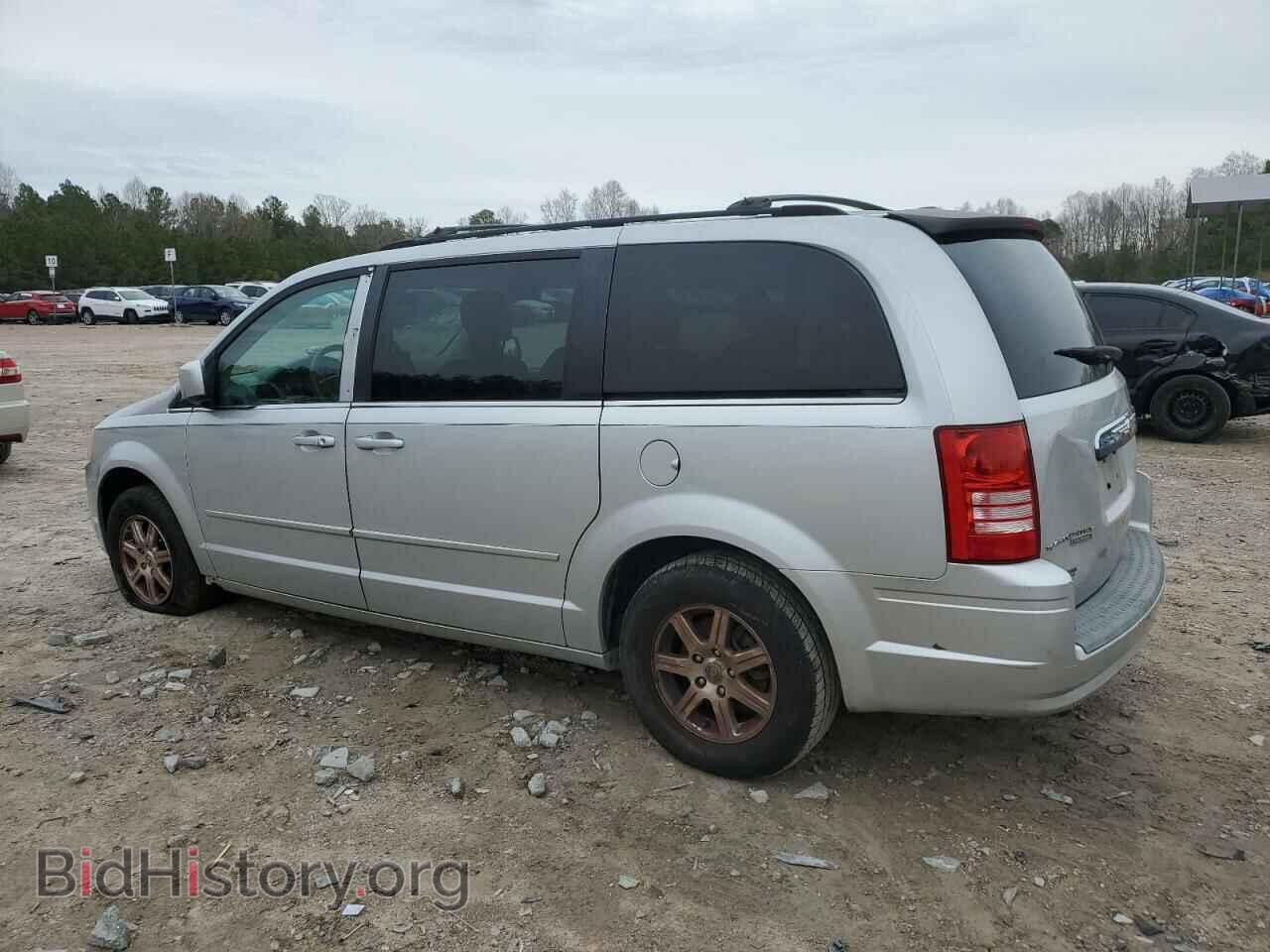 2008 CHRYSLER MINIVAN - VIN: 2A8HR54P28R142230 - Фото 2