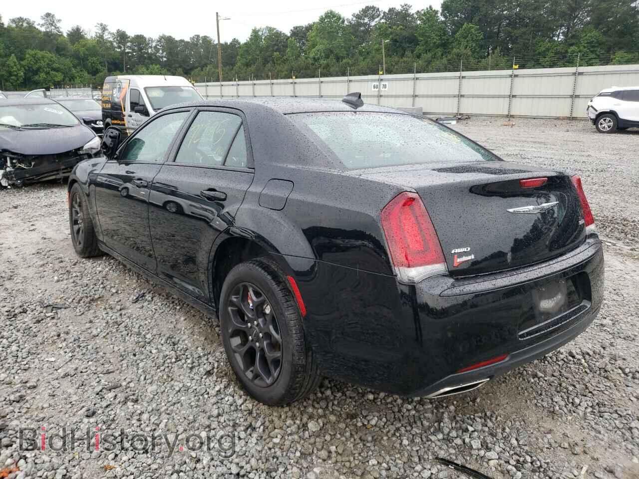 2019 CHRYSLER 300 - VIN: 2C3CCARG8KH556490 - Фото 3