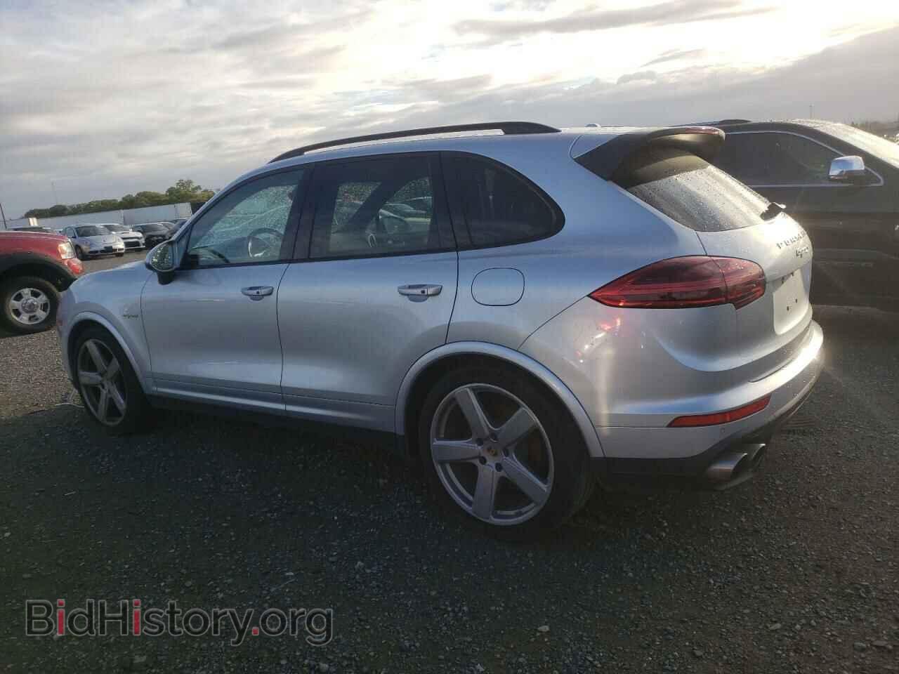 2017 PORSCHE CAYENNE - VIN: WP1AE2A2XHLA71765 - Фото 2