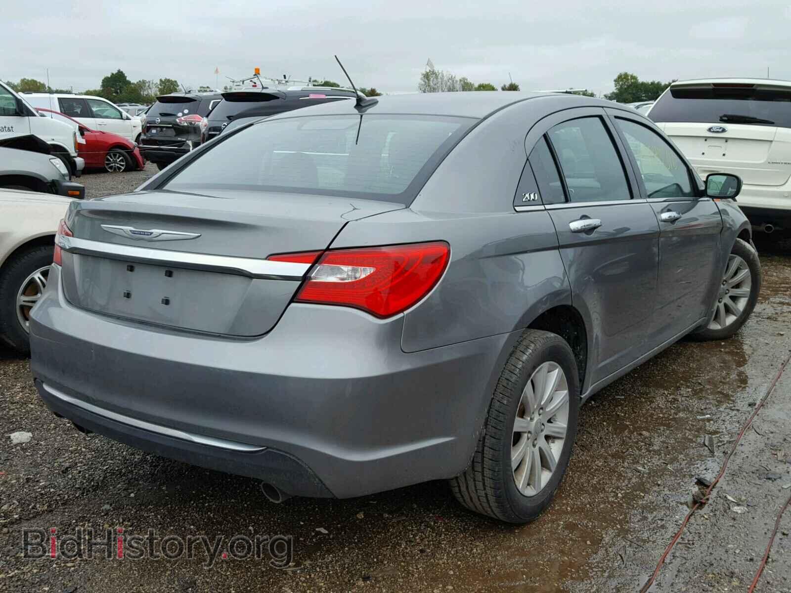 2013 CHRYSLER 200 - VIN: 1C3CCBCG8DN575484 - Фото 4