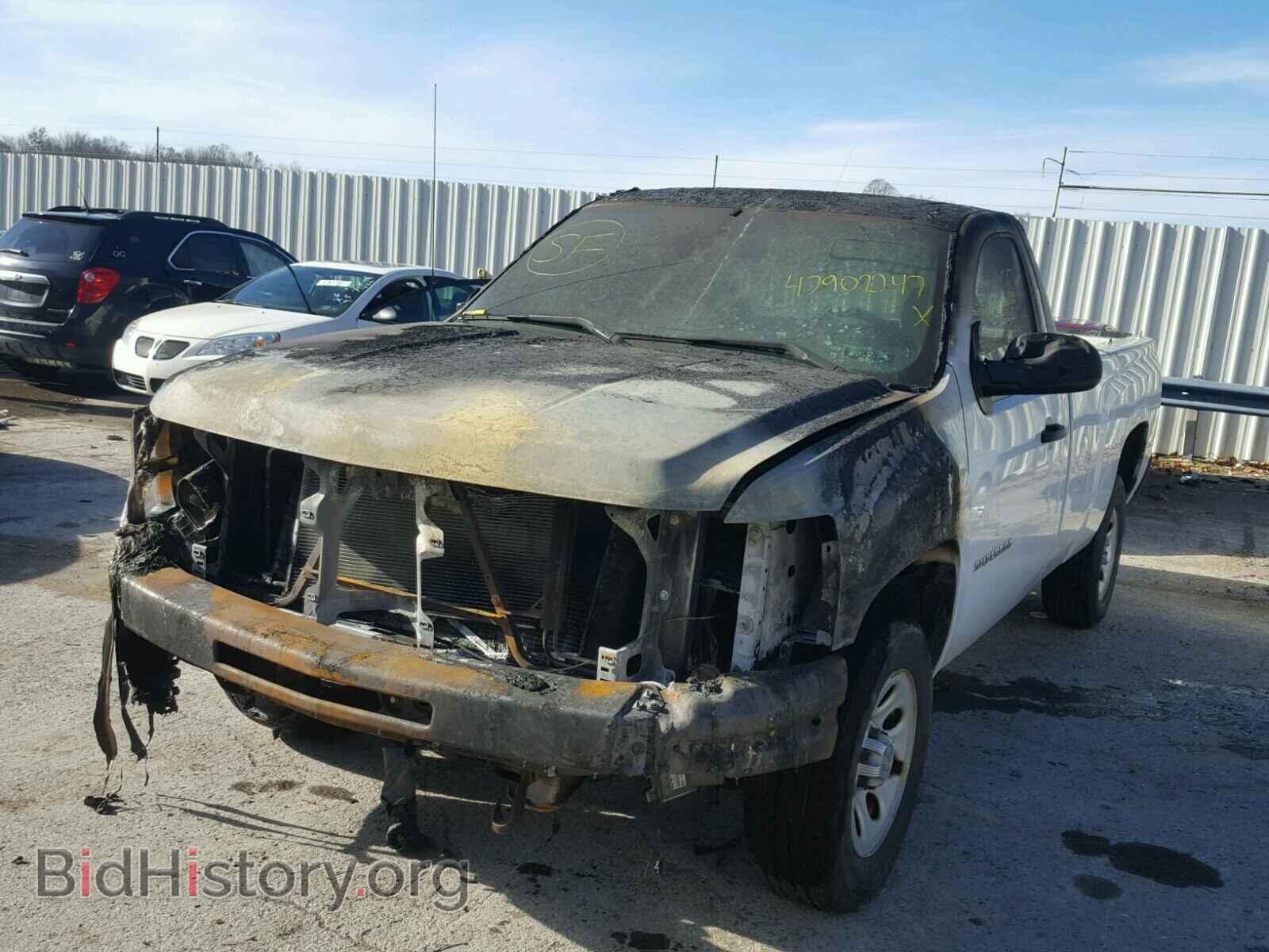 2010 CHEVROLET SILVERADO - VIN: 1GCPCPEX5AZ227380 - Фото 2