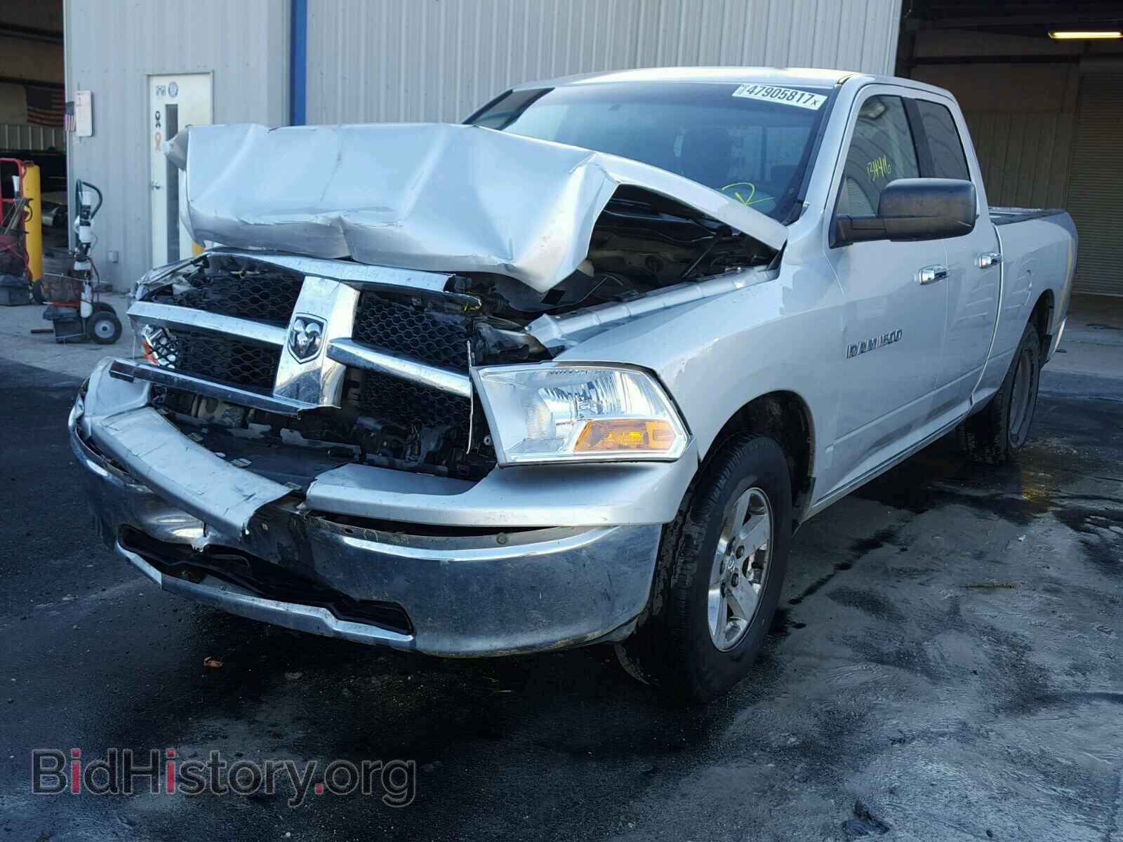 2011 DODGE RAM 1500 - VIN: 1D7RB1GP1BS651807 - Фото 2