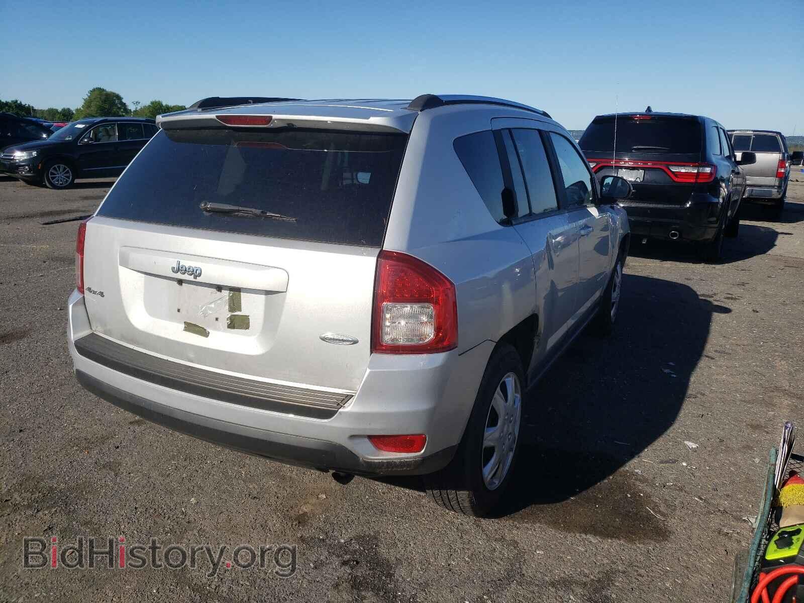 2011 JEEP COMPASS - VIN: 1J4NF1FB0BD135410 - Photo 4