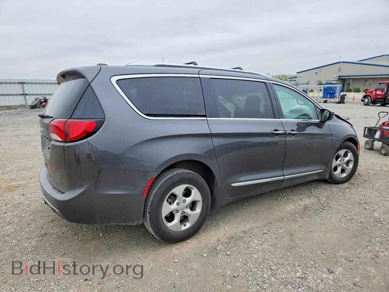 2017 CHRYSLER PACIFICA - VIN: 2C4RC1EG9HR782195 - Фото 3