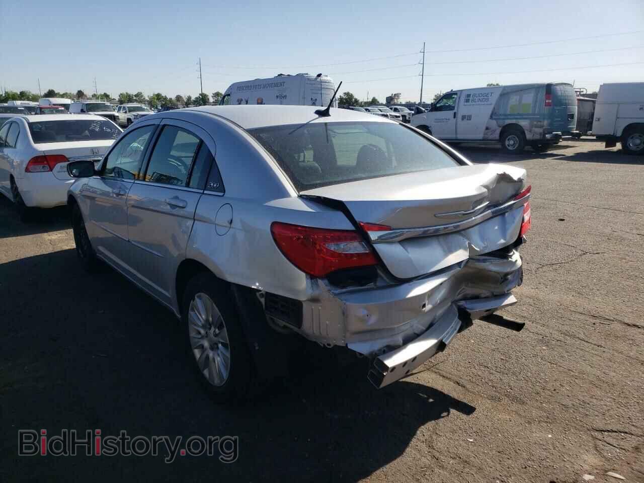 2011 CHRYSLER 200 - VIN: 1C3BC4FB3BN610565 - Photo 3