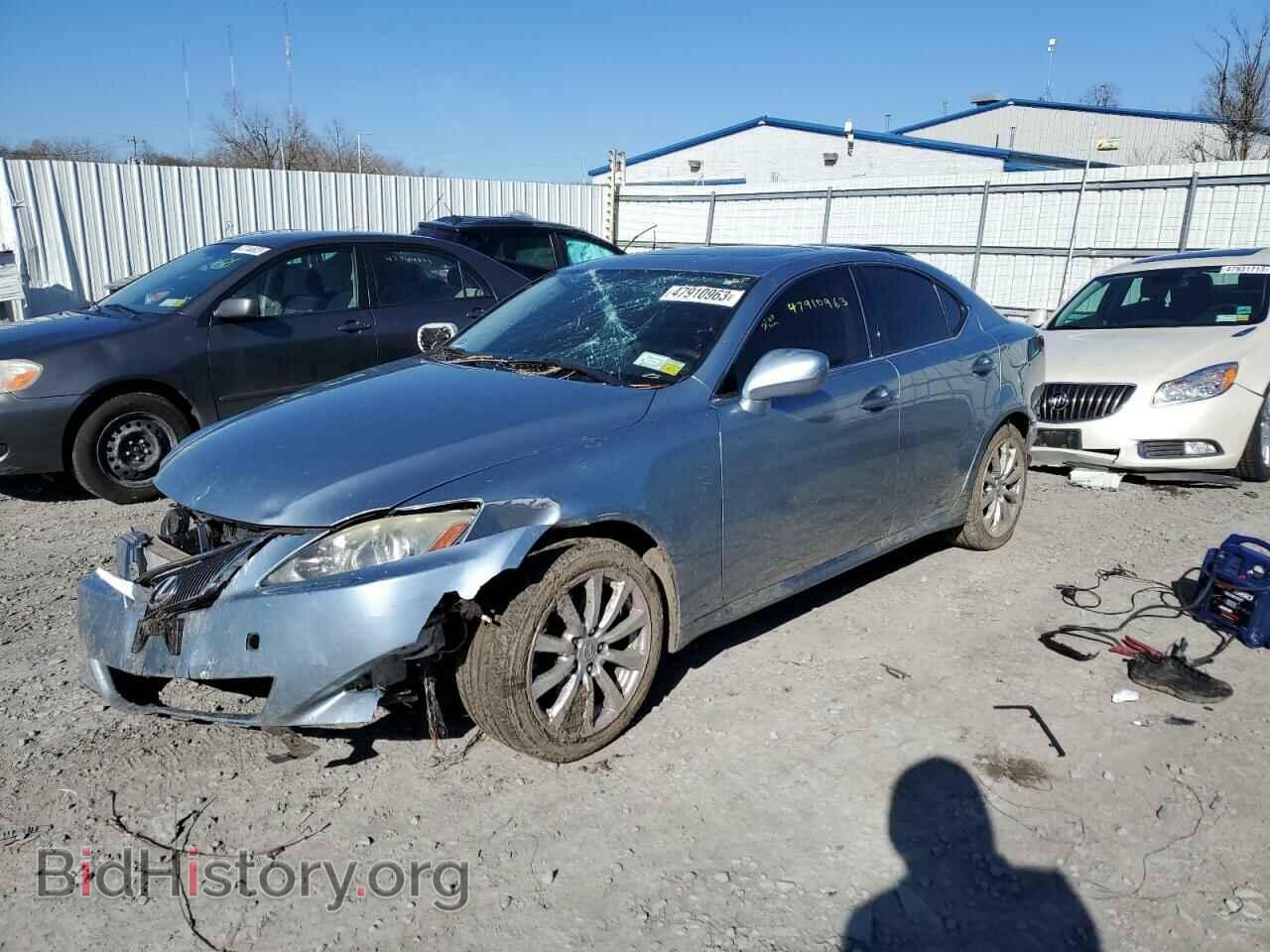 Photo JTHCK262X75012602 - LEXUS IS 2007