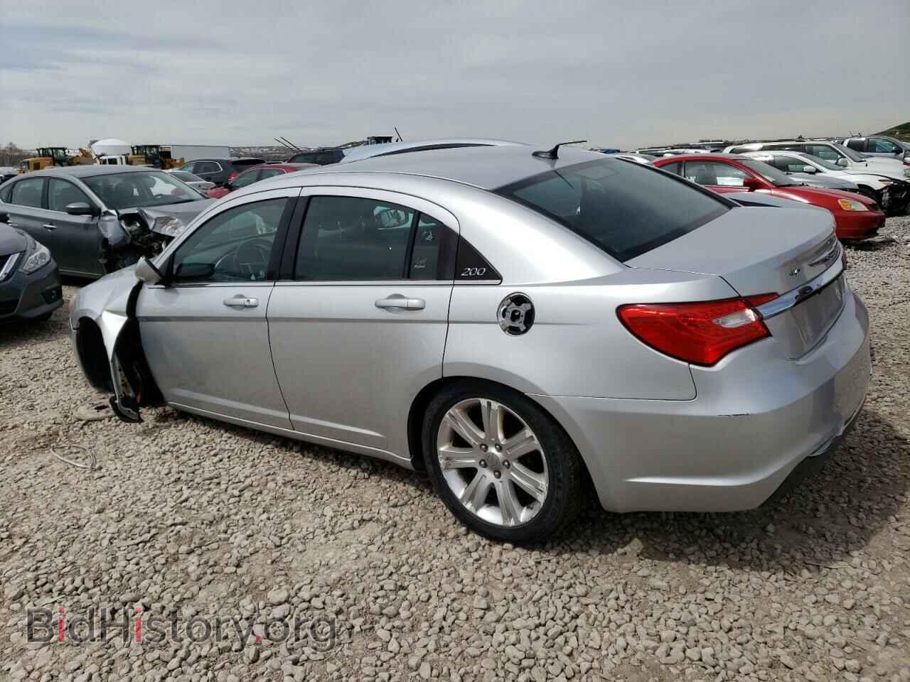 2011 CHRYSLER 200 - VIN: 1C3BC1FB5BN612431 - Фото 2