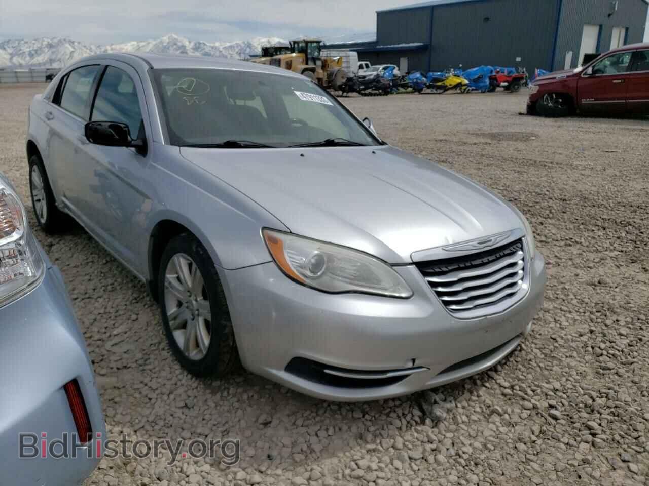 2011 CHRYSLER 200 - VIN: 1C3BC1FB5BN612431 - Фото 4