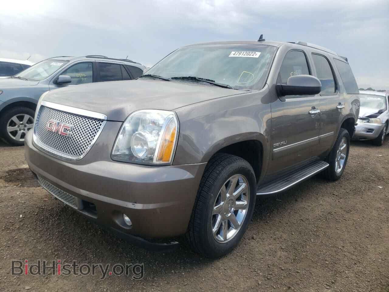 2013 GMC YUKON - VIN: 1GKS2EEF4DR299768 - Фото 2