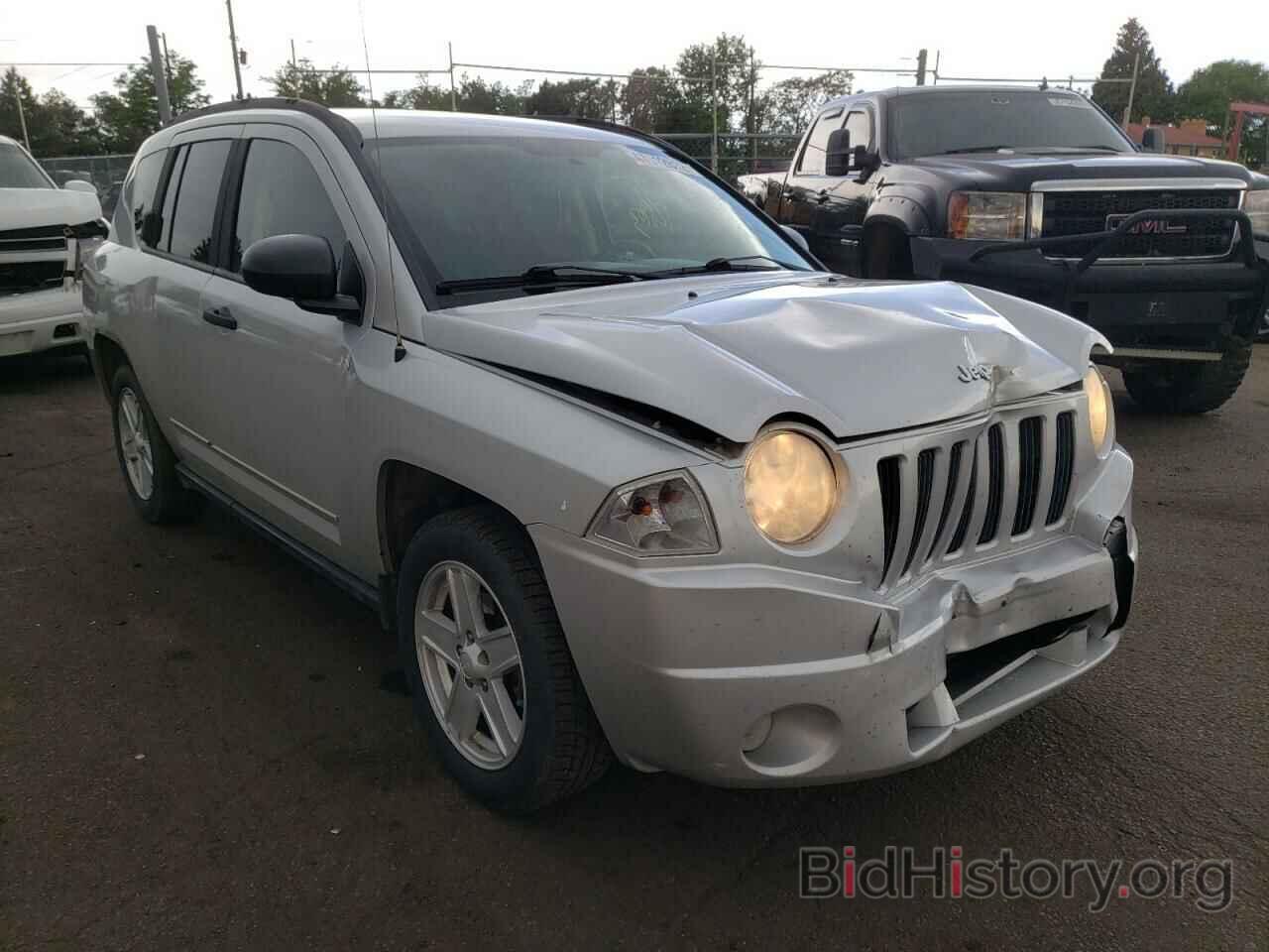 Фотография 1J8FF47W88D691267 - JEEP COMPASS 2008