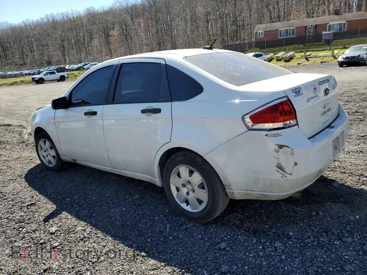 2011 FORD FOCUS - VIN: 1FAHP3EN2BW174498 - Фото 2