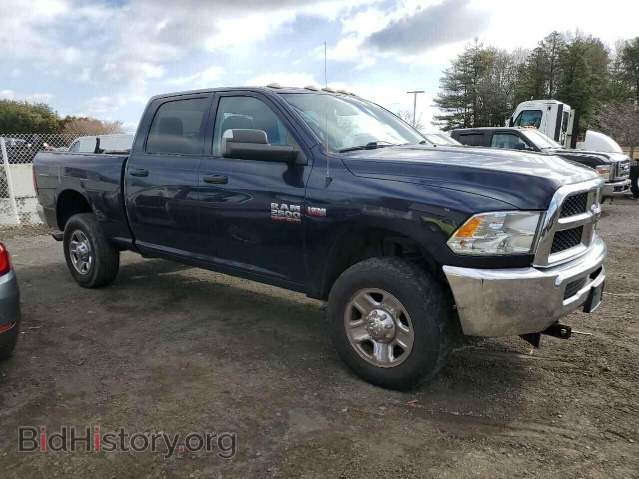2018 RAM All Models - VIN: 3C6UR5CJ1JG209793 - Photo 4