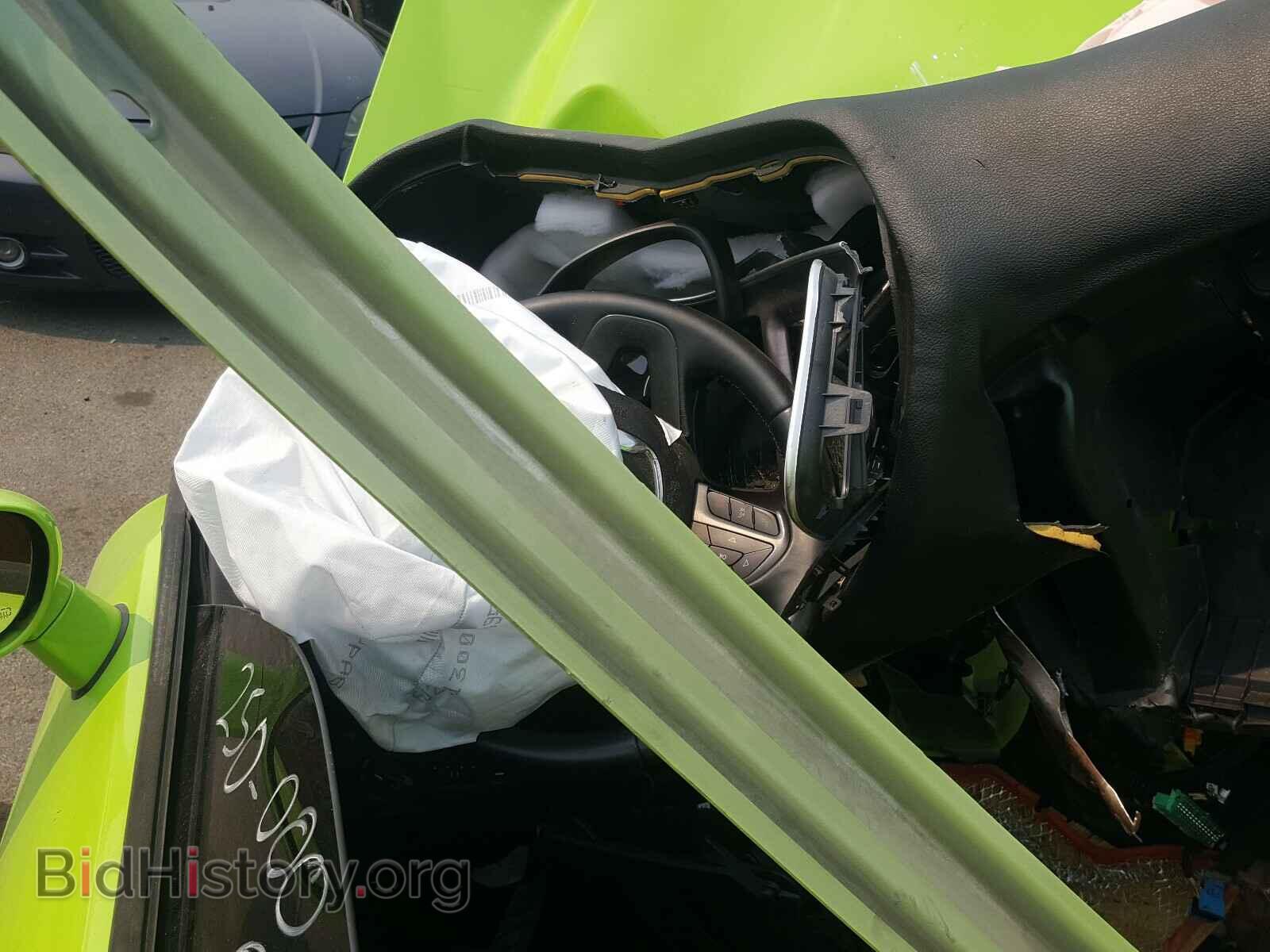 2015 DODGE CHALLENGER - VIN: 2C3CDZAT7FH723268 - Фото 8