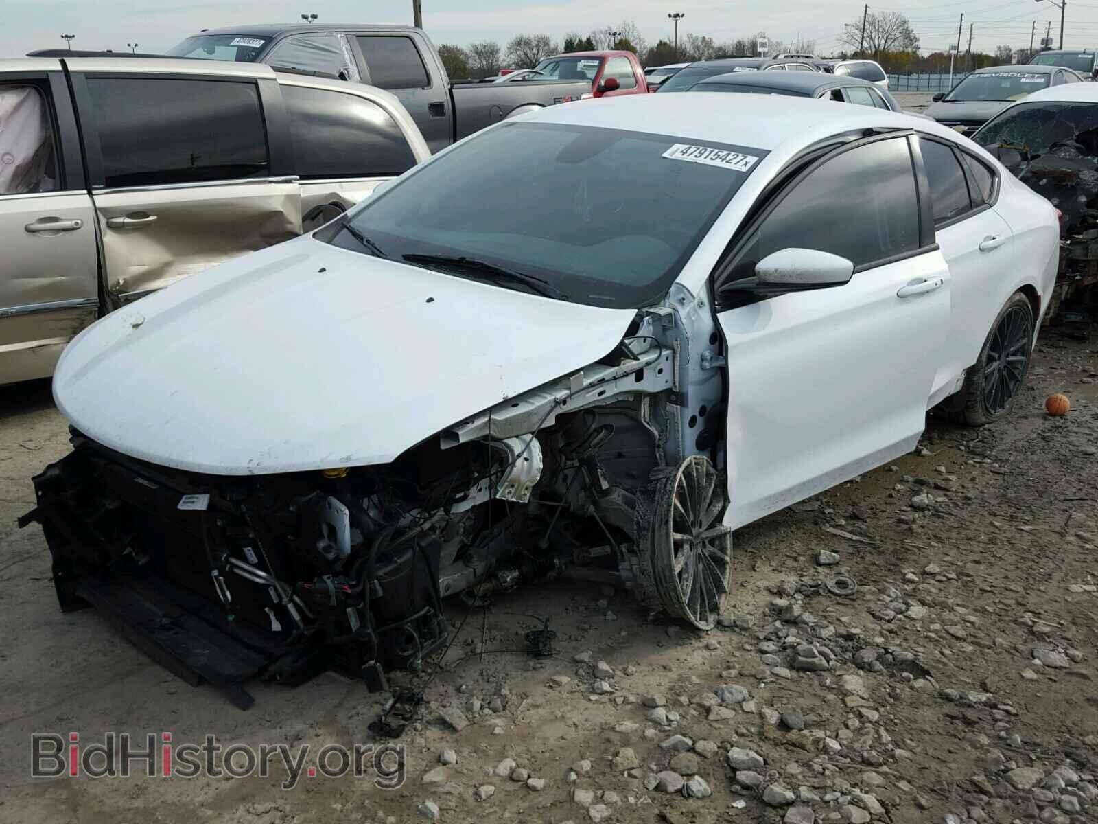 2015 CHRYSLER 200 - VIN: 1C3CCCBB6FN676392 - Фото 2