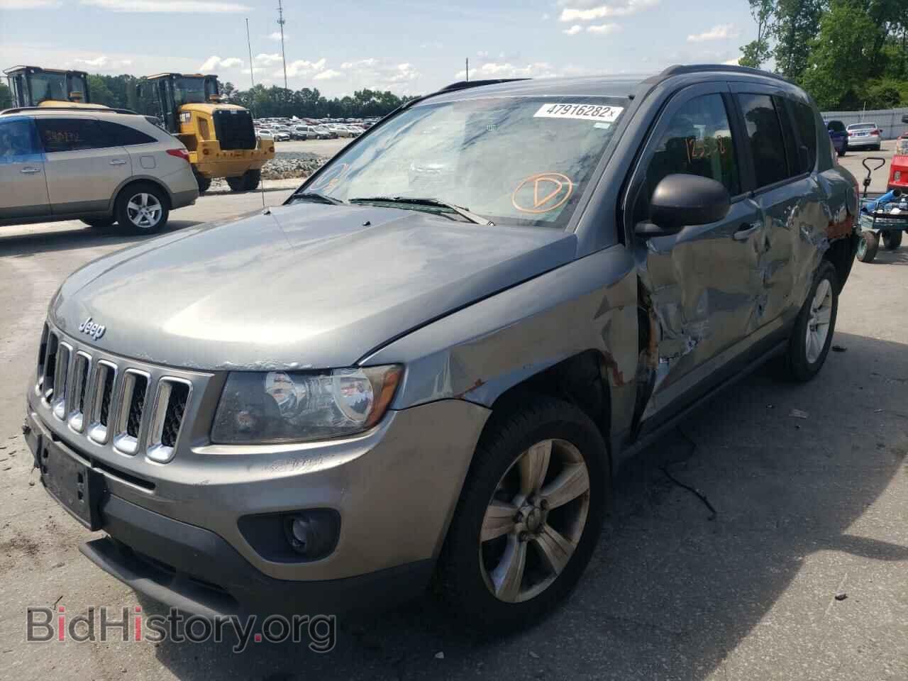 2012 JEEP COMPASS - VIN: 1C4NJCEA3CD678180 - Photo 2