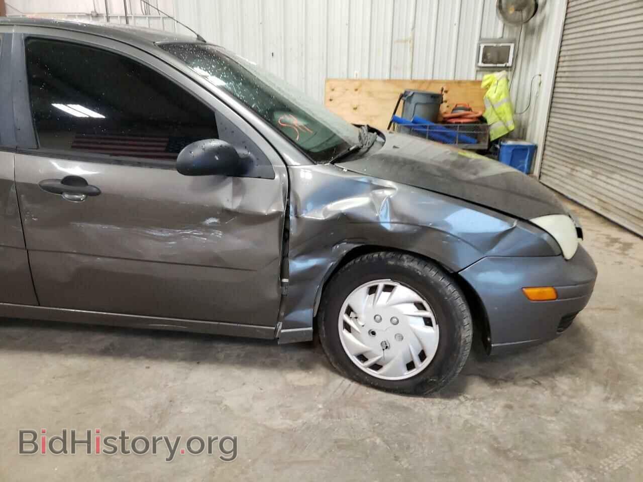 2006 FORD FOCUS - VIN: 1FAFP34N46W118772 - Фото 9