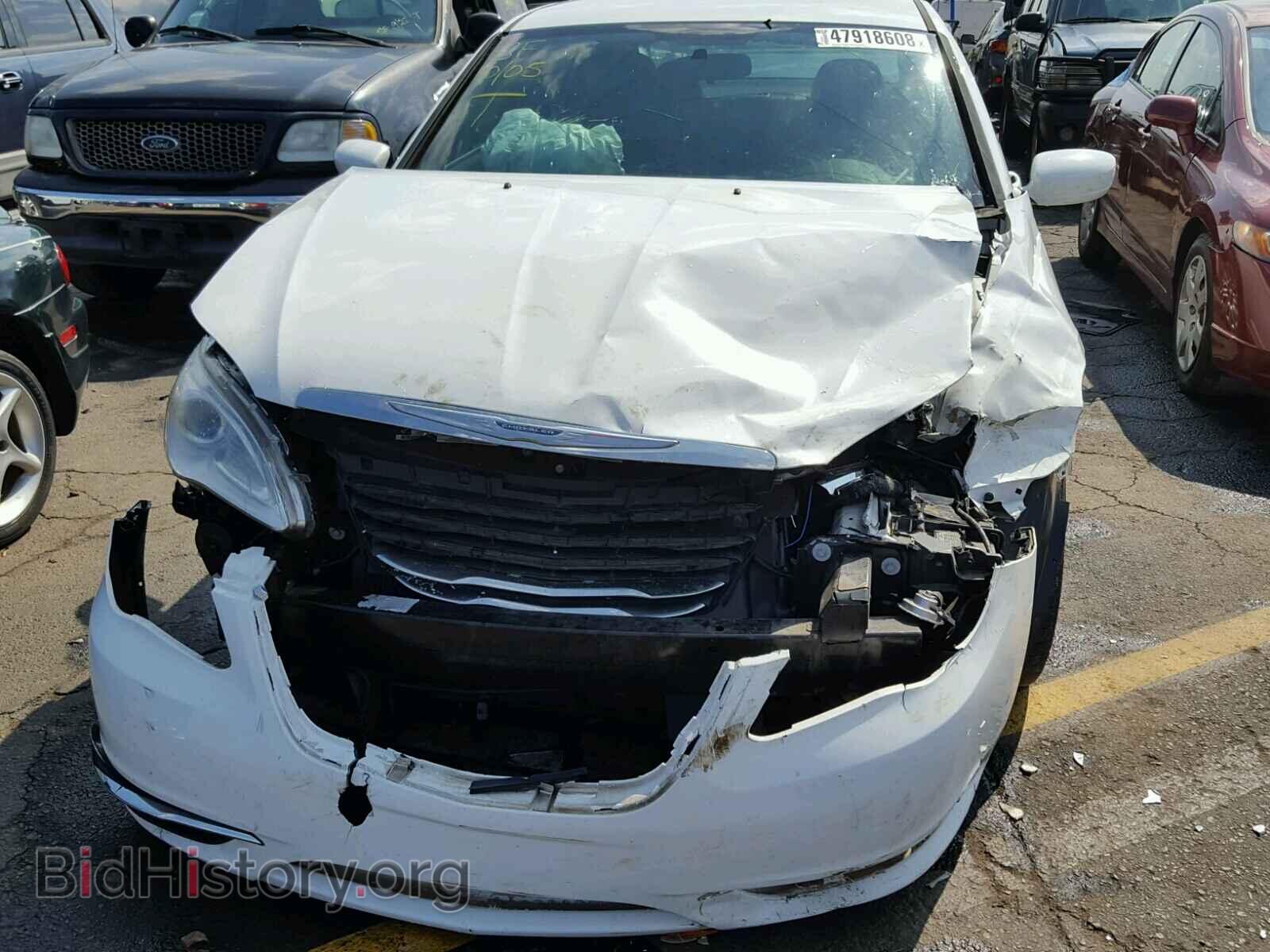 2012 CHRYSLER 200 - VIN: 1C3CCBAB3CN224021 - Фото 9