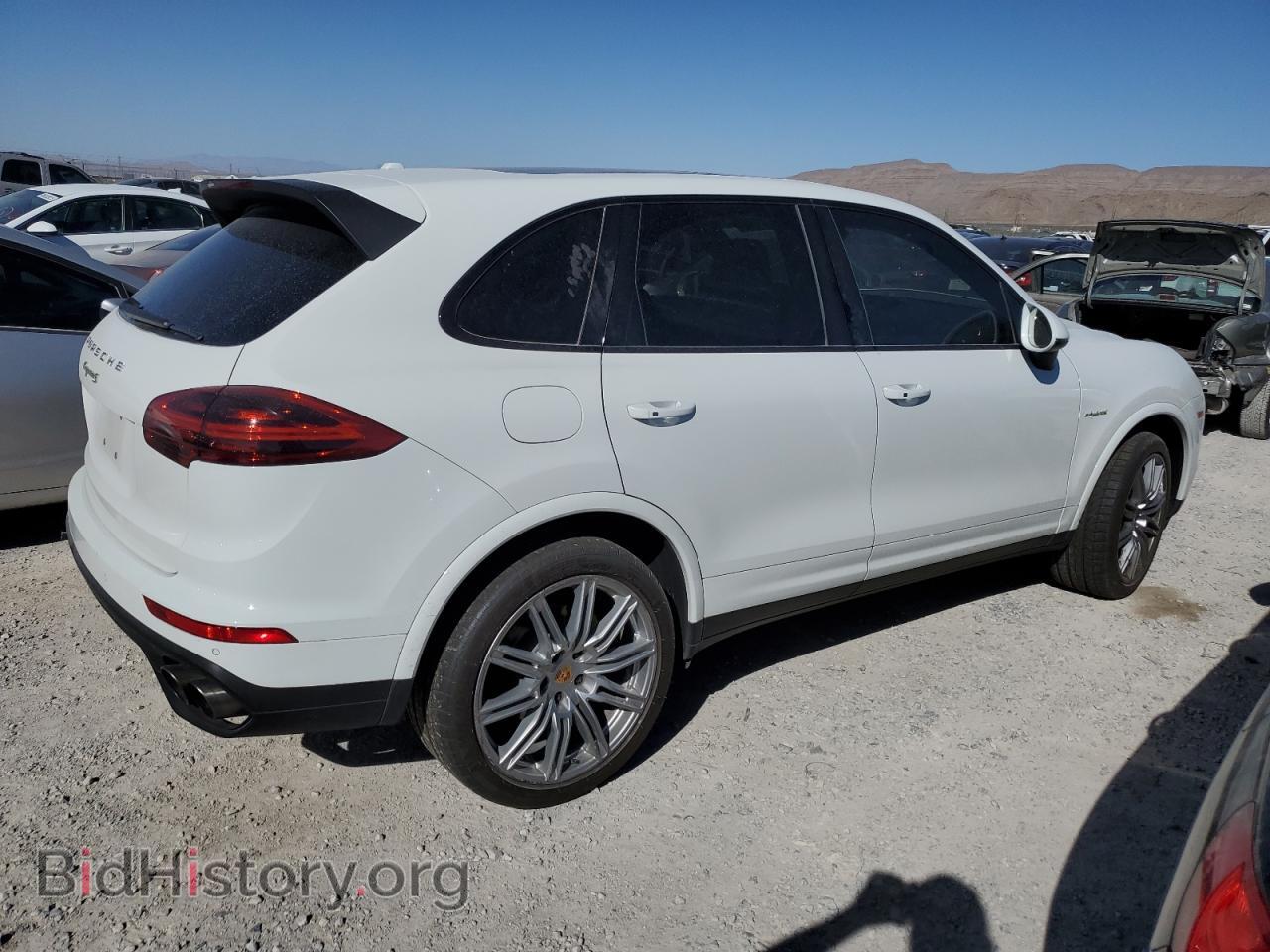 2017 PORSCHE CAYENNE - VIN: WP1AE2A28HLA68783 - Фото 3
