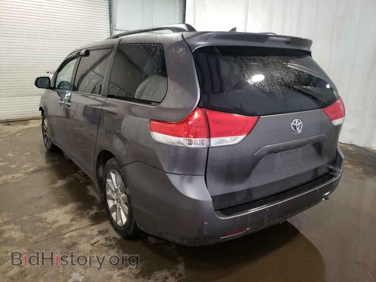 2011 TOYOTA SIENNA - VIN: 5TDDK3DC5BS022741 - Фото 3