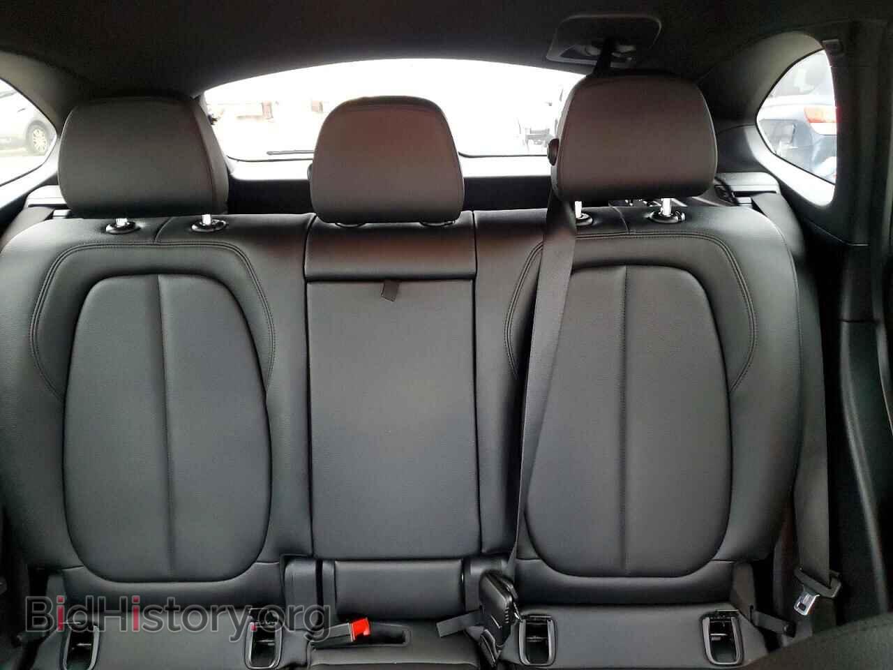 2017 BMW X1 - VIN: WBXHT3C31H5F80509 - Фото 10