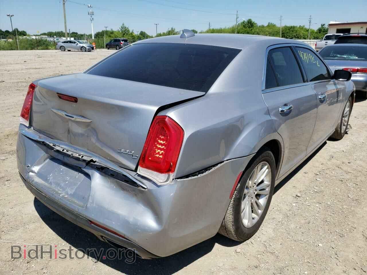 2015 CHRYSLER 300 - VIN: 2C3CCAEGXFH796832 - Фото 4
